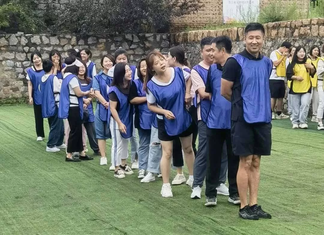 summer-team-building-activities-of-ecoptik-changchun-ltd